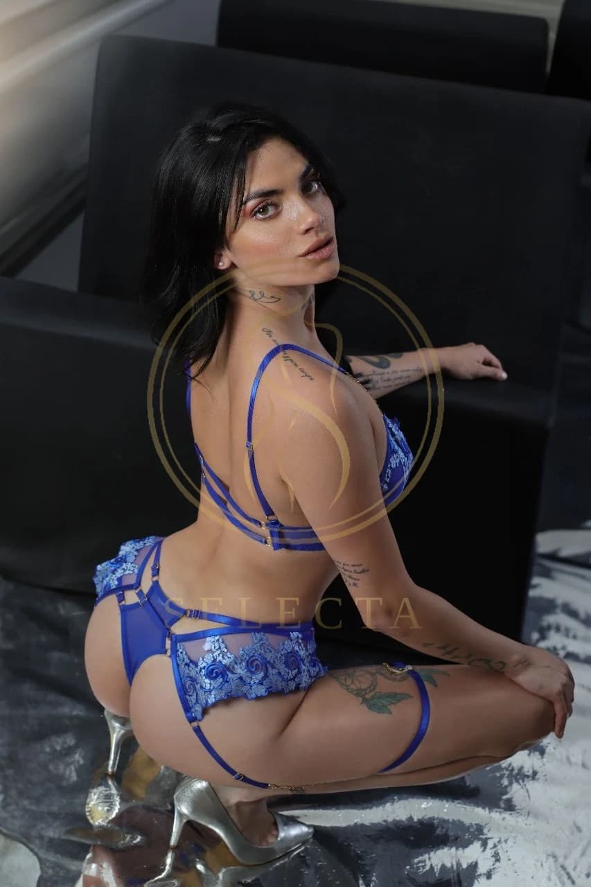 Azull ZN · escort Selecta en San Isidro